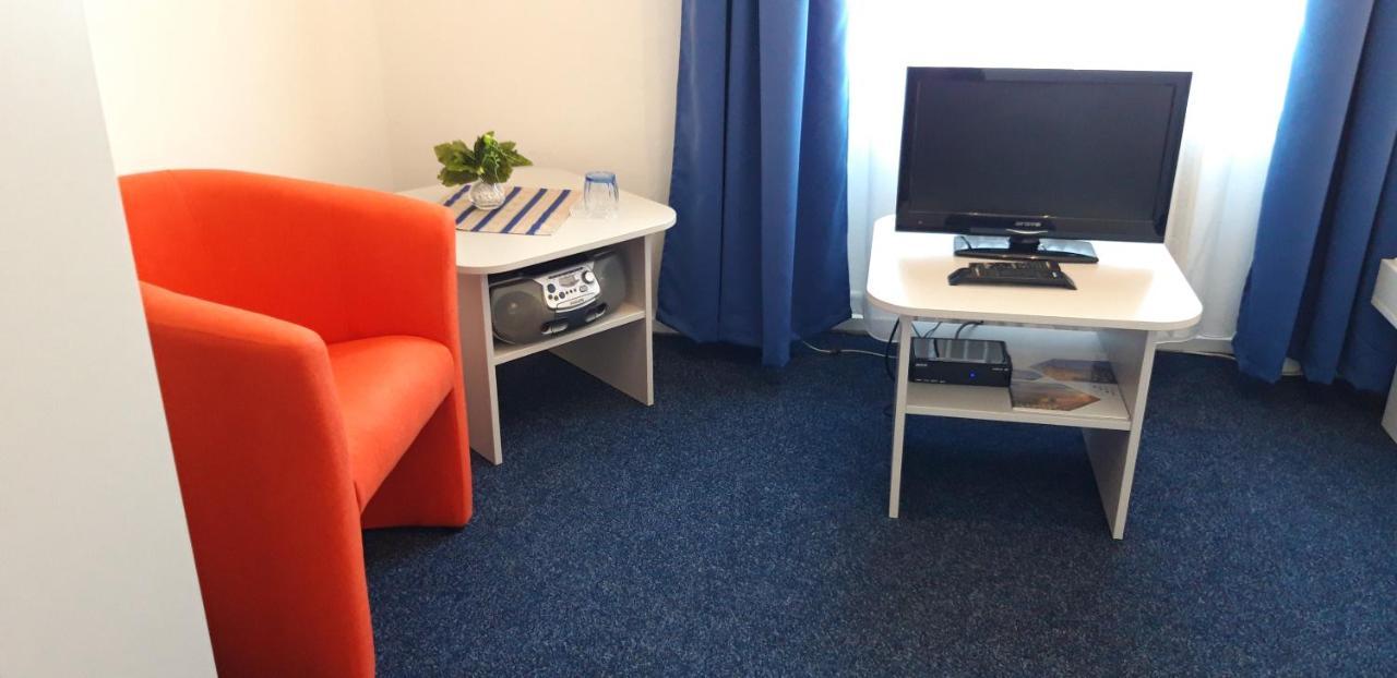 Sd Nemcovej 1 Hostel Košice Buitenkant foto